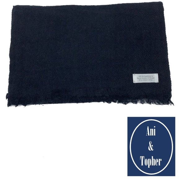 100% Cashmere Scarf NWT - Picture 10 of 11